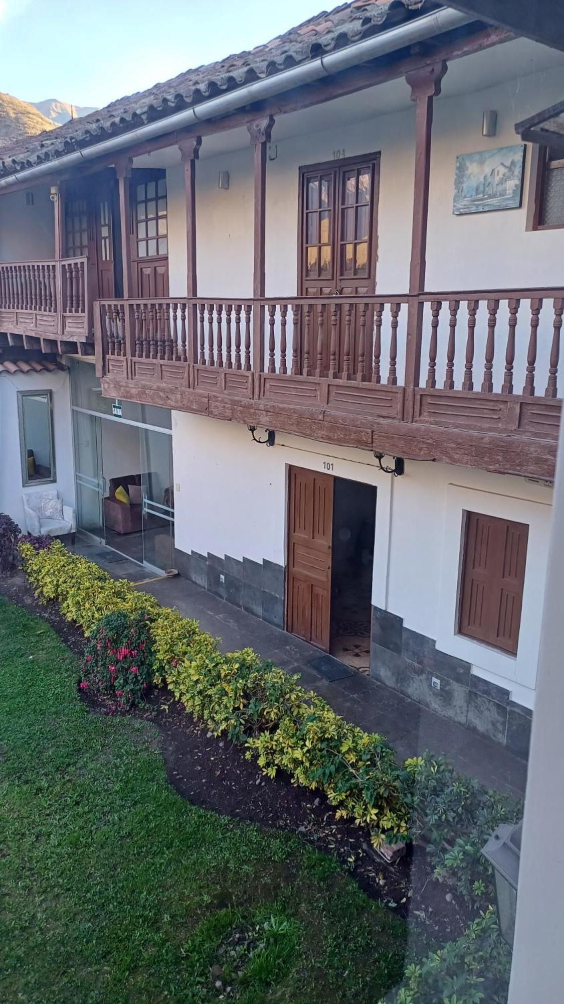 Rhouse Calca Hotel Exterior photo